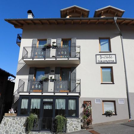 Aparthotel Dolomites Living&Relax Commezzadura Ngoại thất bức ảnh