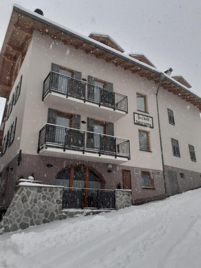 Aparthotel Dolomites Living&Relax Commezzadura Ngoại thất bức ảnh