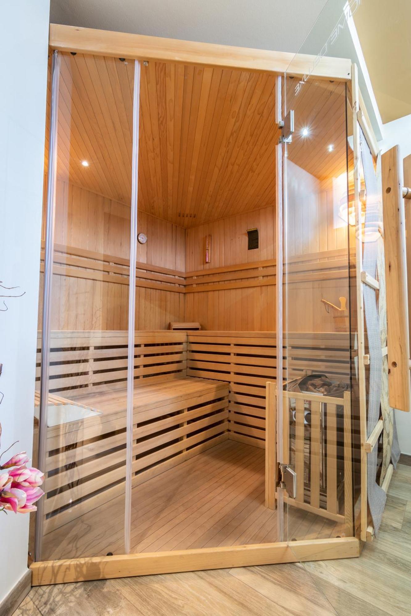 Aparthotel Dolomites Living&Relax Commezzadura Ngoại thất bức ảnh