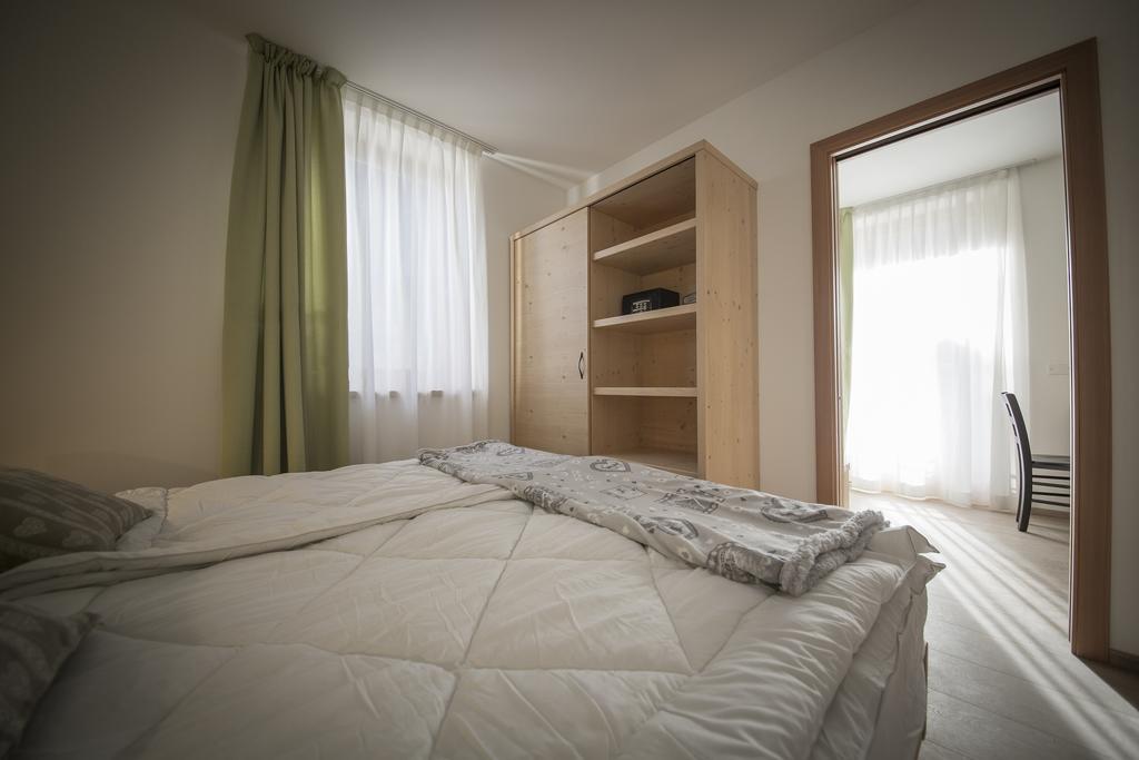 Aparthotel Dolomites Living&Relax Commezzadura Ngoại thất bức ảnh