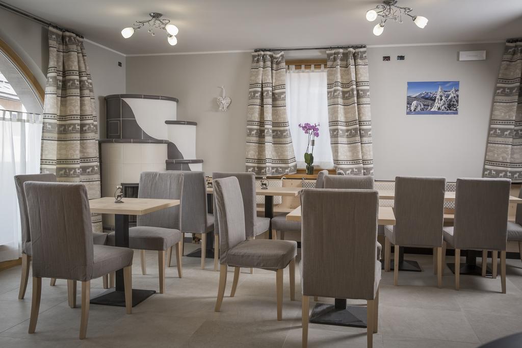 Aparthotel Dolomites Living&Relax Commezzadura Ngoại thất bức ảnh