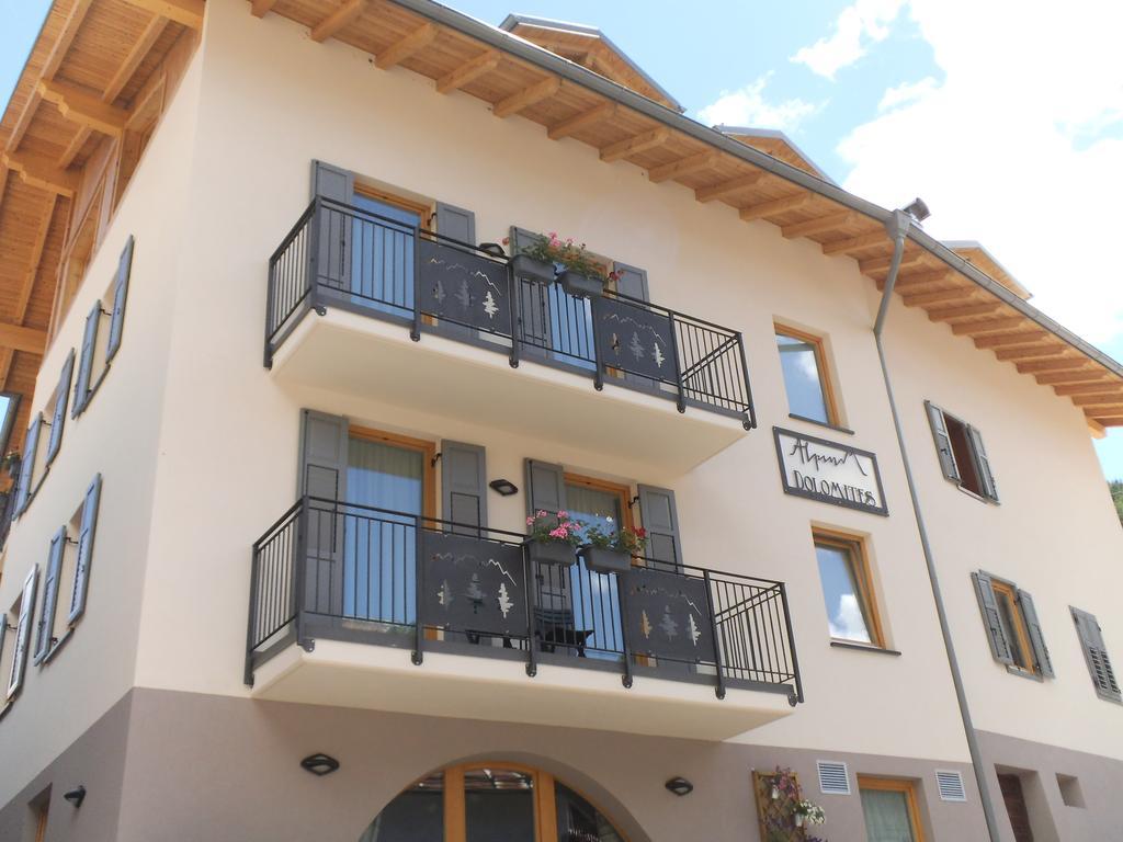 Aparthotel Dolomites Living&Relax Commezzadura Ngoại thất bức ảnh