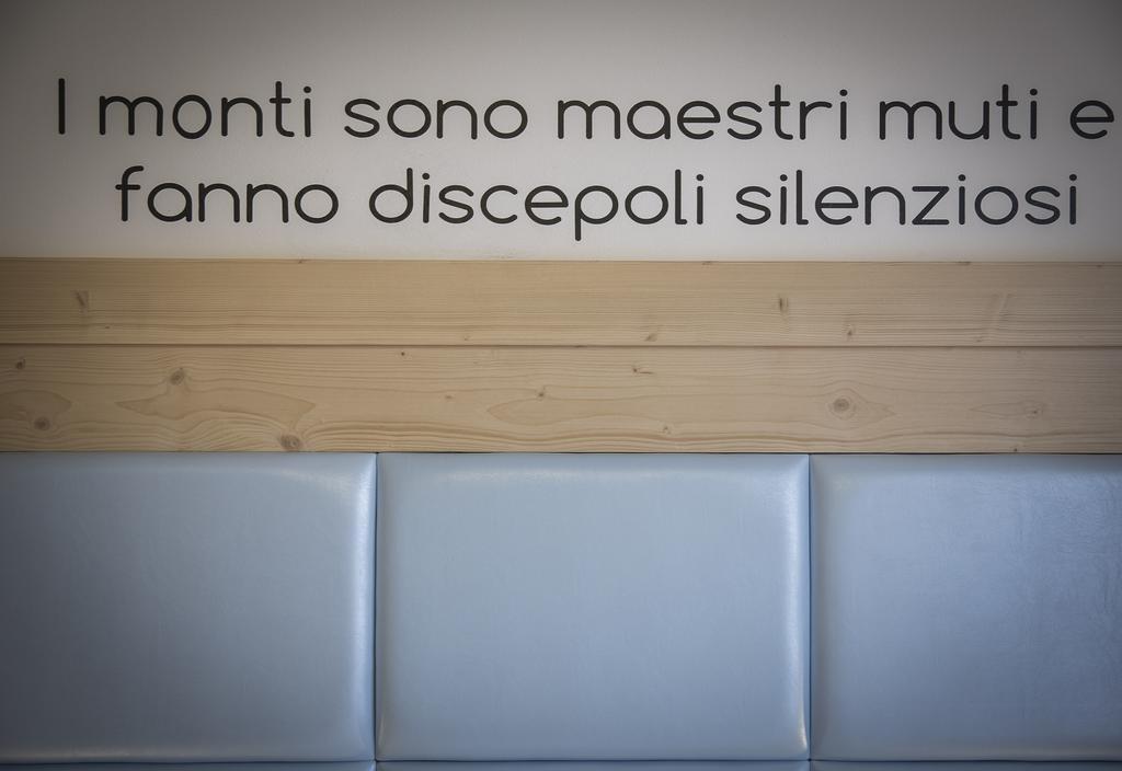 Aparthotel Dolomites Living&Relax Commezzadura Phòng bức ảnh