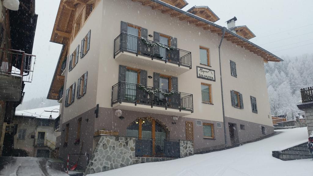 Aparthotel Dolomites Living&Relax Commezzadura Ngoại thất bức ảnh