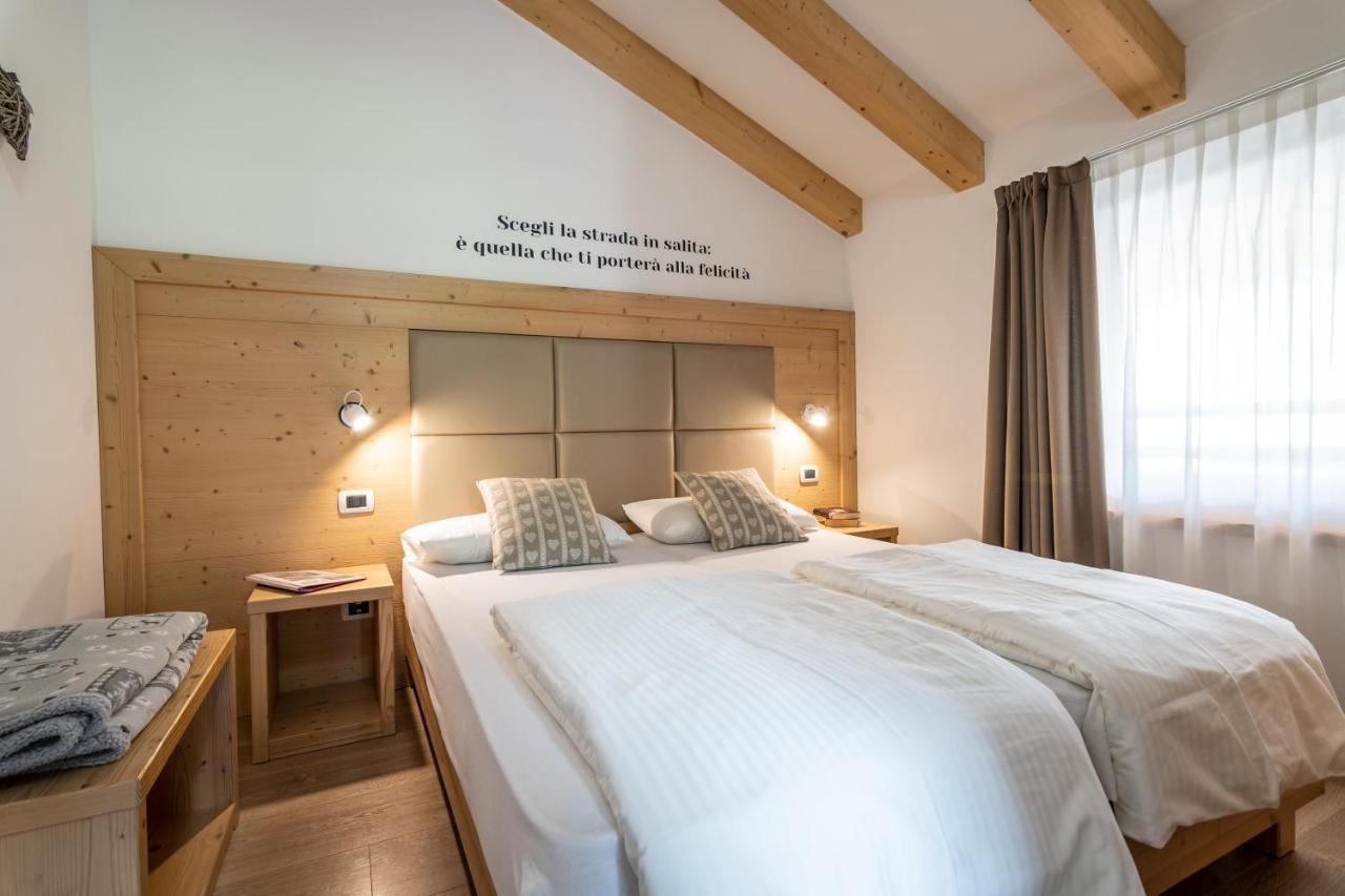 Aparthotel Dolomites Living&Relax Commezzadura Ngoại thất bức ảnh
